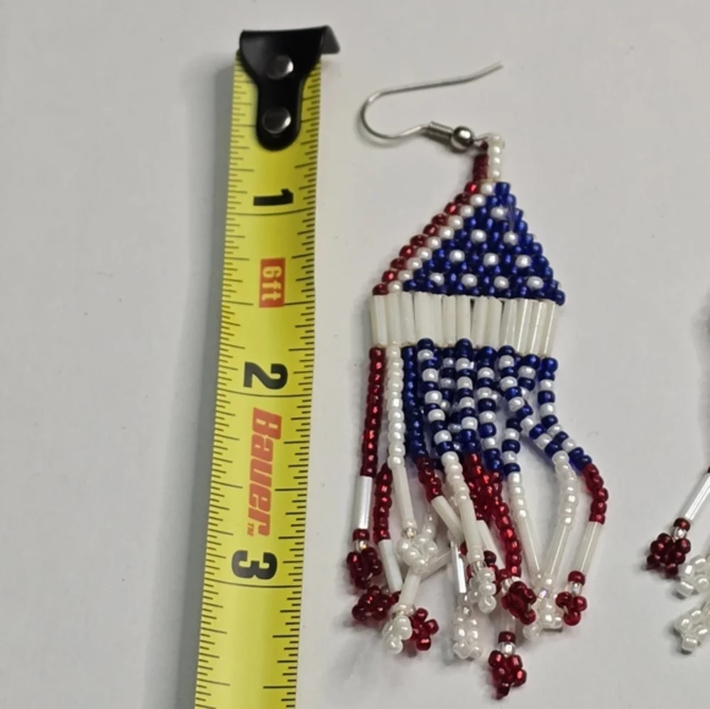 Handmade Patriotic America Beaded Dangle Earrings‎